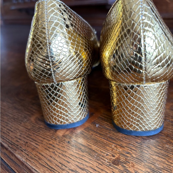 NWOT - GOLD FAUX SNAKE - Picture 4 of 14